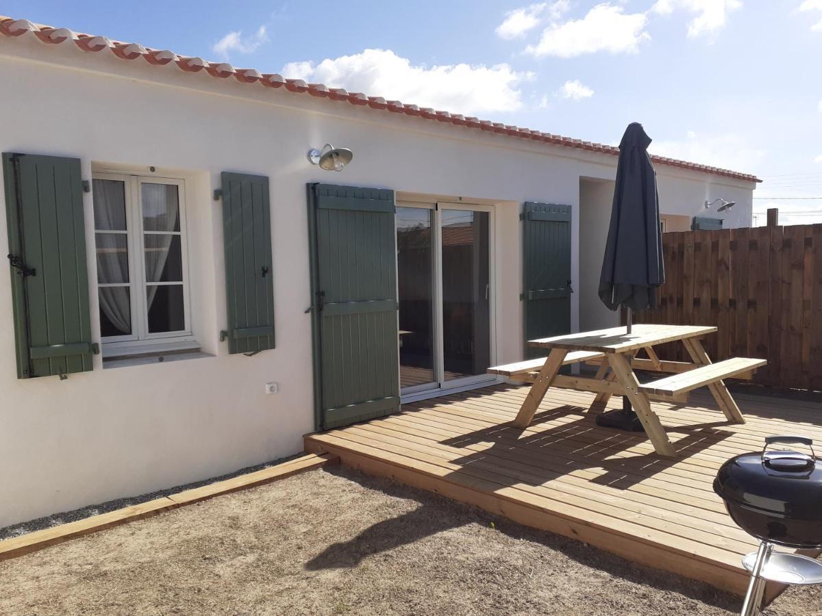 Maison Neuve Au Calme Proche Centre-Ville Et Plages Villa Ноармутие-ан-л'Ил Екстериор снимка